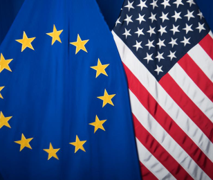 drapeau UE et drapeau USA